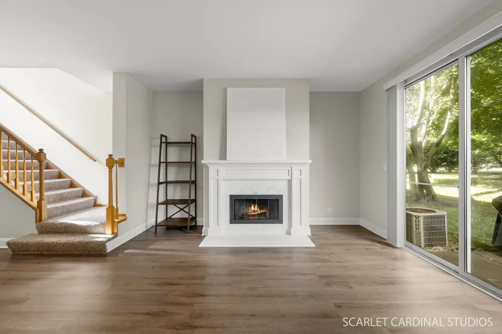 391 Hunterdon Court Schaumburg IL 60194