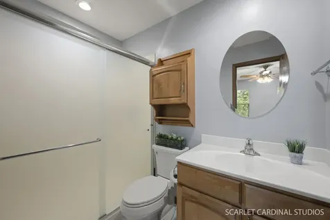 391 Hunterdon Court Schaumburg IL 60194