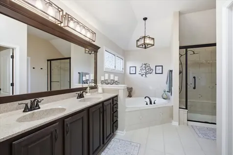 441 North Sycamore Lane North Aurora IL 60542