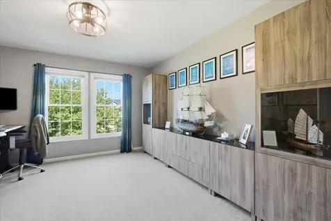 441 North Sycamore Lane North Aurora IL 60542