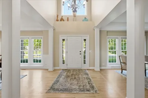 441 North Sycamore Lane North Aurora IL 60542