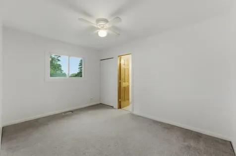 440 Aster Lane Hoffman Estates IL 60169