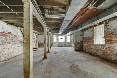 210 North Laramie Avenue Chicago IL 60644