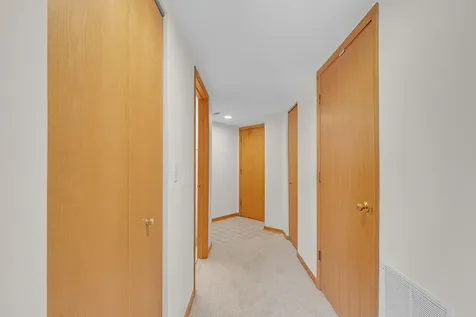 1480 Jefferson Street Des Plaines IL 60016