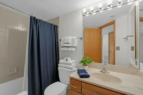 1480 Jefferson Street Des Plaines IL 60016