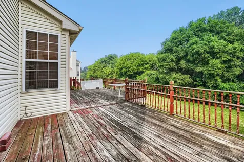 16 Clover Circle Streamwood IL 60107