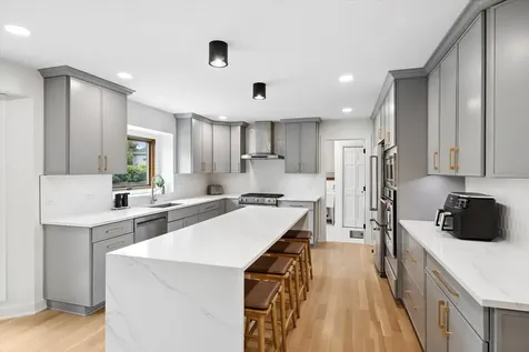 510 De Lasalle Avenue Naperville IL 60565