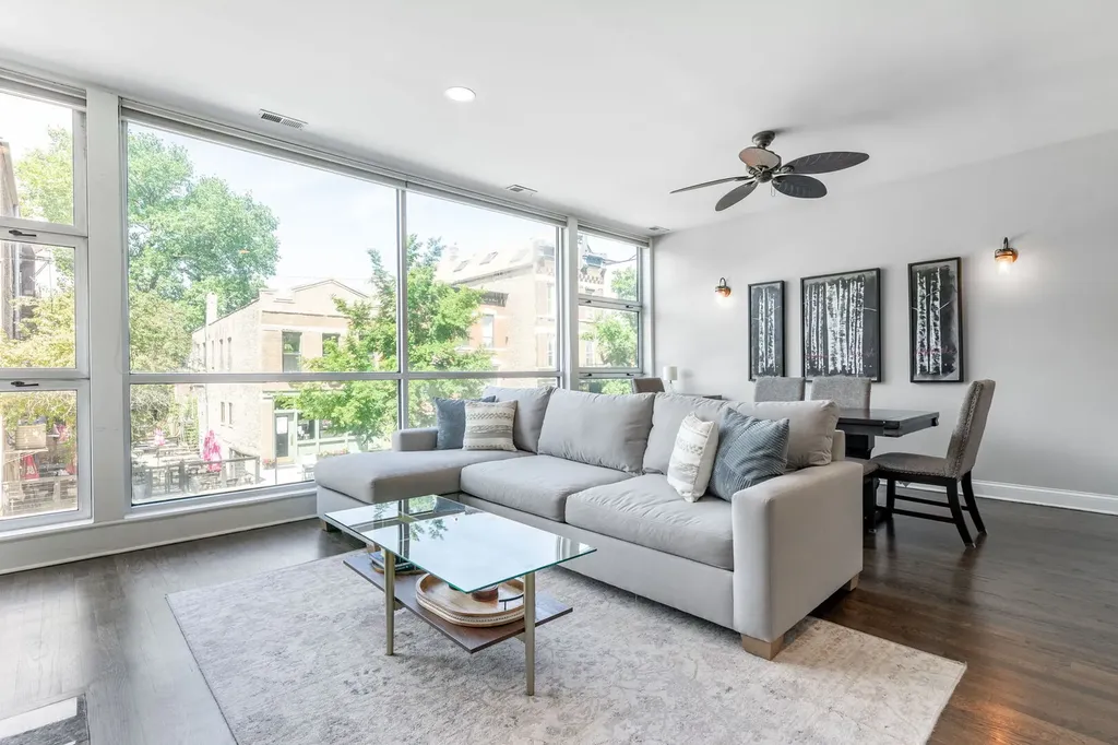 2119 North Damen Avenue Chicago IL 60647