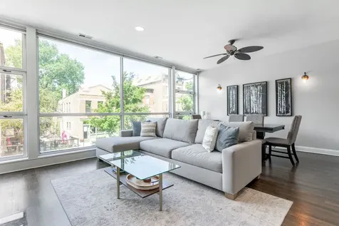 2119 North Damen Avenue Chicago IL 60647