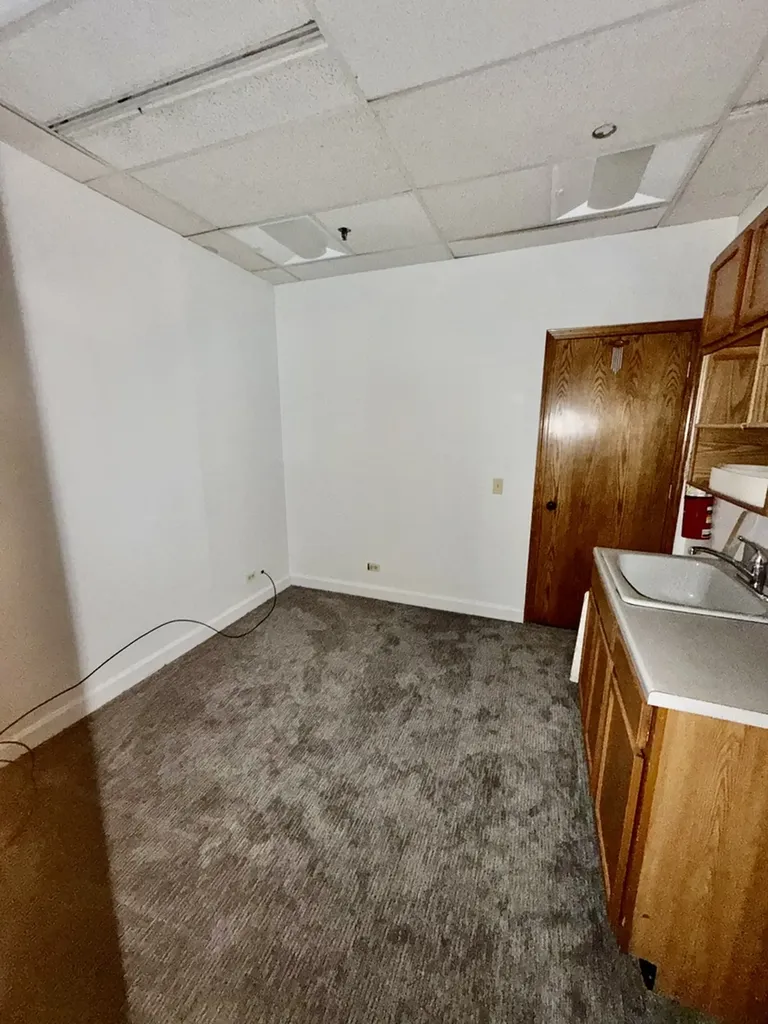 64 Orland Square Drive Orland Park IL 60462
