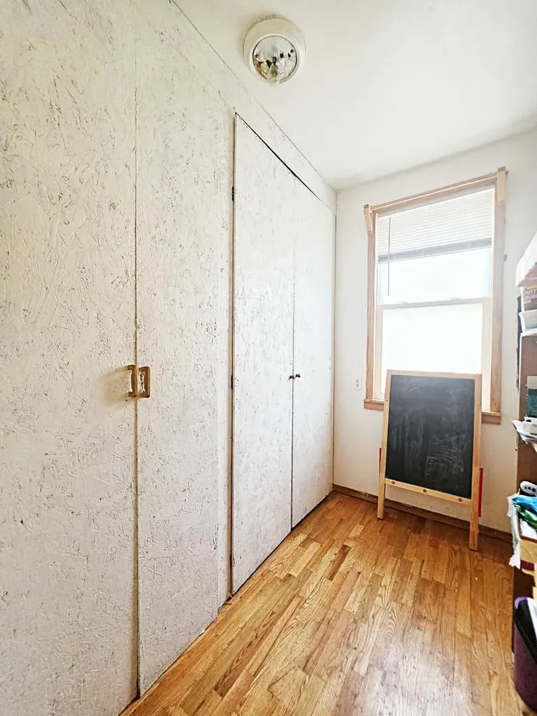 2505 West 45th Street Chicago IL 60632