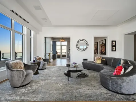 451 East Grand Avenue Chicago IL 60611