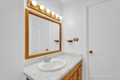 4027 Appleby Lane Richton Park IL 60471