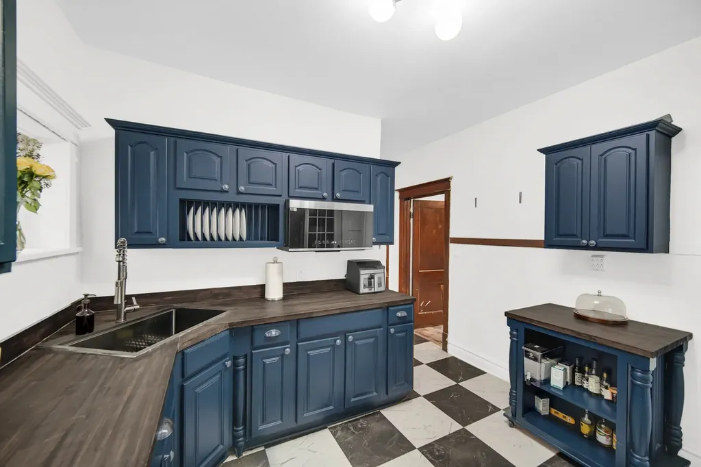 5228 West Quincy Street W Chicago IL 60644
