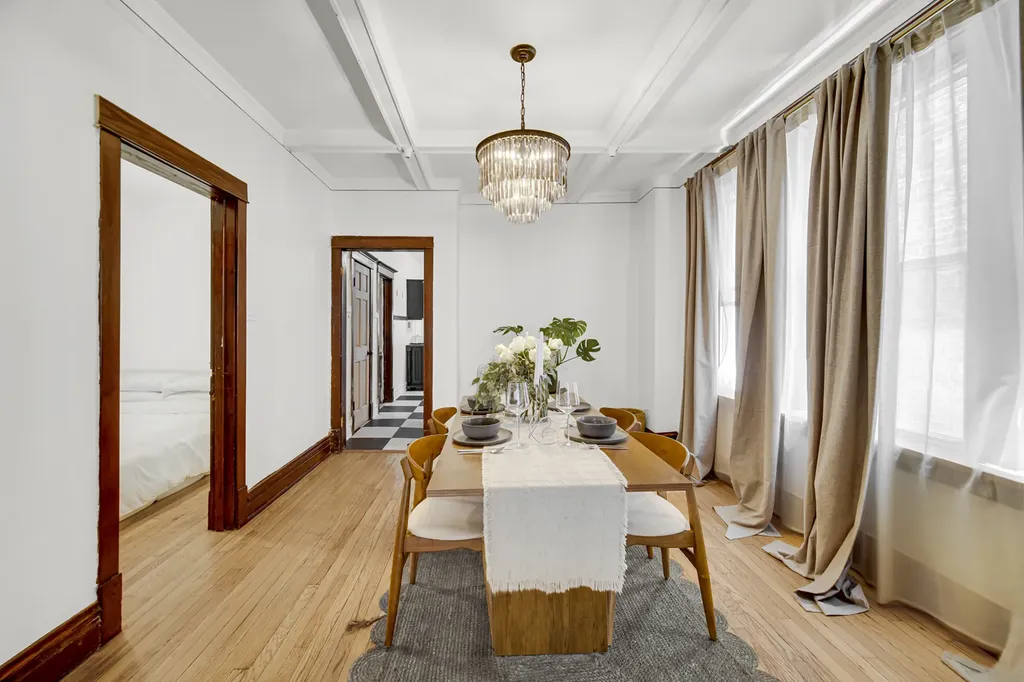5228 West Quincy Street W Chicago IL 60644