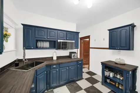 5228 West Quincy Street W Chicago IL 60644