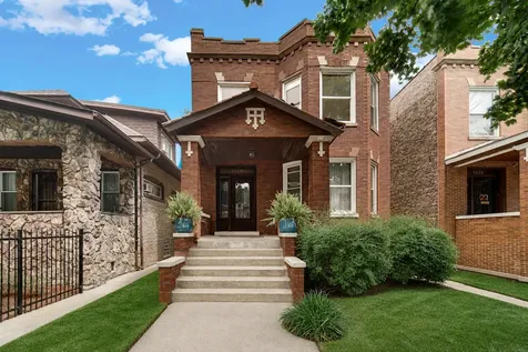 5228 West Quincy Street W Chicago IL 60644