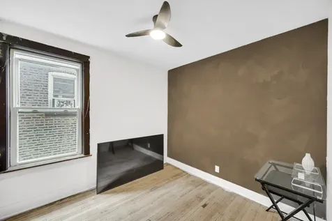 5228 West Quincy Street W Chicago IL 60644