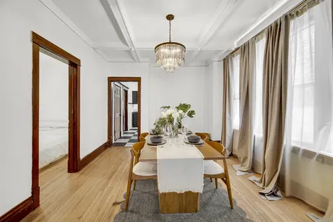 5228 West Quincy Street W Chicago IL 60644