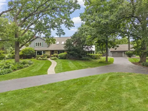 27W118 Cove Lane Warrenville IL 60555