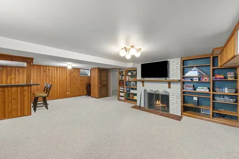 27W118 Cove Lane Warrenville IL 60555