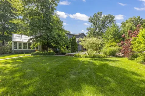 27W118 Cove Lane Warrenville IL 60555