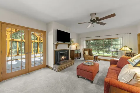 27W118 Cove Lane Warrenville IL 60555