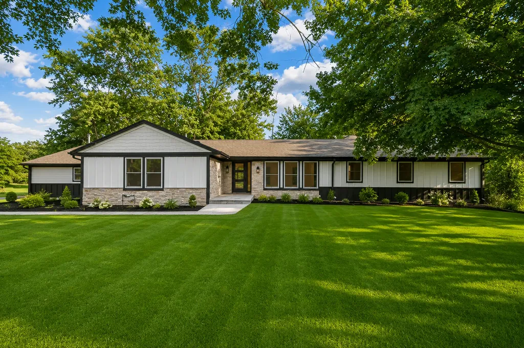 14463 West Hickory Avenue W Lemont IL 60439