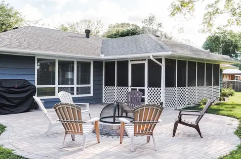 2221 Gettysburg Drive Aurora IL 60506