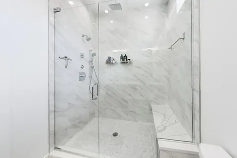 2025 West Crystal Street Chicago IL 60622