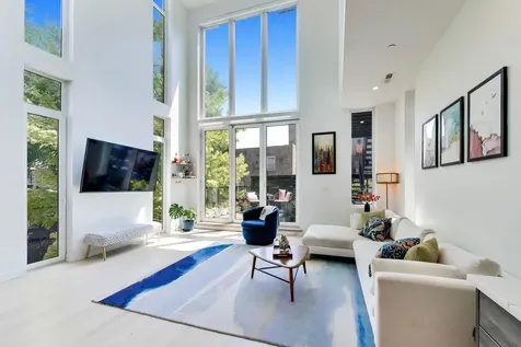 2025 West Crystal Street Chicago IL 60622