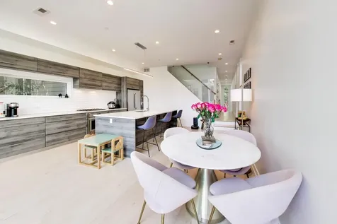 2025 West Crystal Street Chicago IL 60622