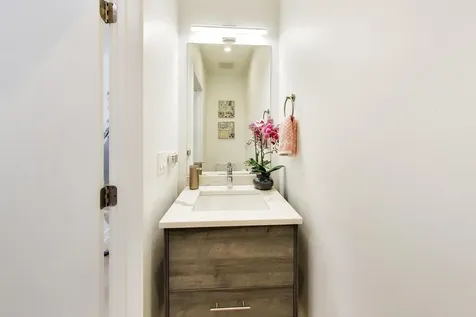 2025 West Crystal Street Chicago IL 60622