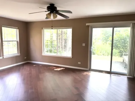 7187 Dada Drive Gurnee IL 60031
