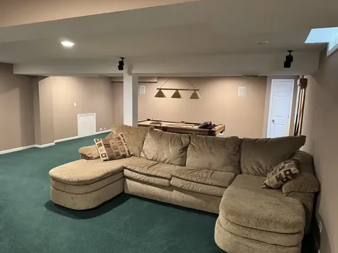 7187 Dada Drive Gurnee IL 60031