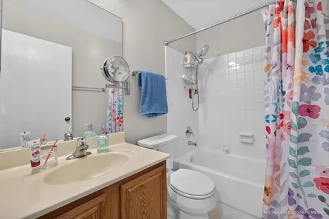 871 Brandt Drive Lake In The Hills IL 60156