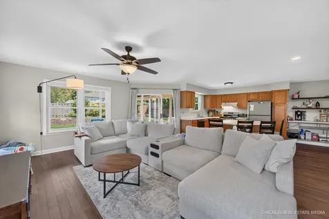 871 Brandt Drive Lake In The Hills IL 60156
