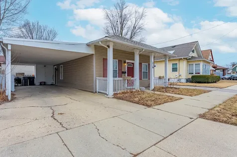 218 Orange Street Elgin IL 60123
