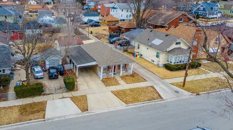 218 Orange Street Elgin IL 60123