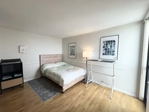 1850 North Clark Street Chicago IL 60614