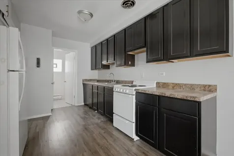 6212 West 64th Place Chicago IL 60638