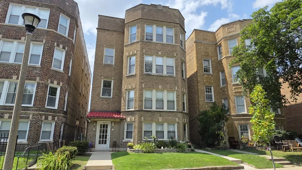 9124 La Crosse Avenue Skokie IL 60077