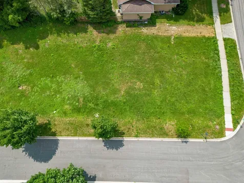 504 Ryan Court Westmont IL 60559