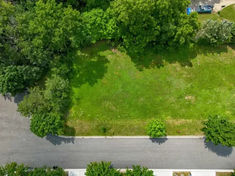 504 Ryan Court Westmont IL 60559