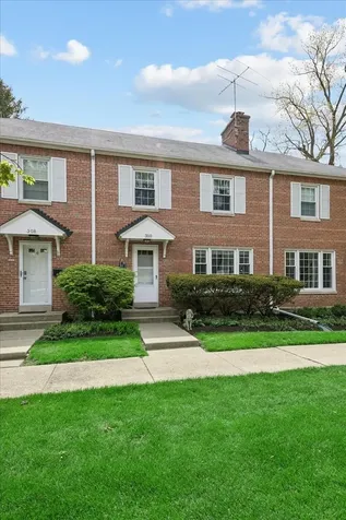 310 Jackson Avenue Glencoe IL 60022