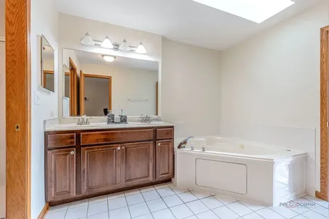 25 East Illinois Avenue Palatine IL 60067
