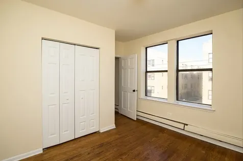 3213 West Diversey Avenue Chicago IL 60647