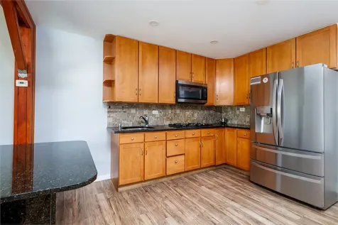 1101 Holiday Lane Des Plaines IL 60016