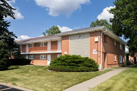 1101 Holiday Lane Des Plaines IL 60016