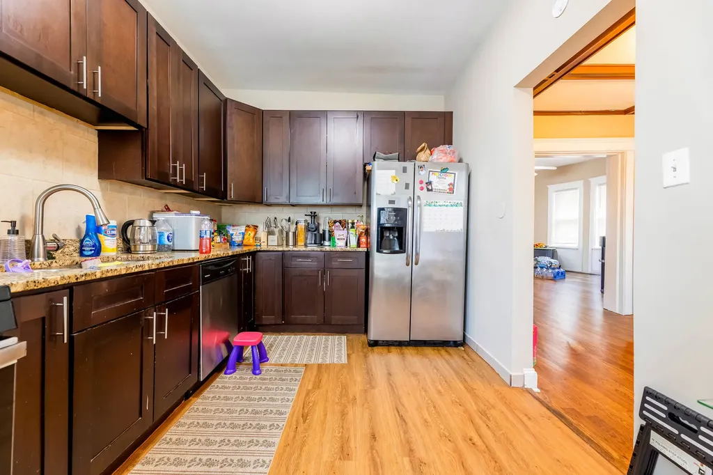 7006 South Calumet Avenue Chicago IL 60637